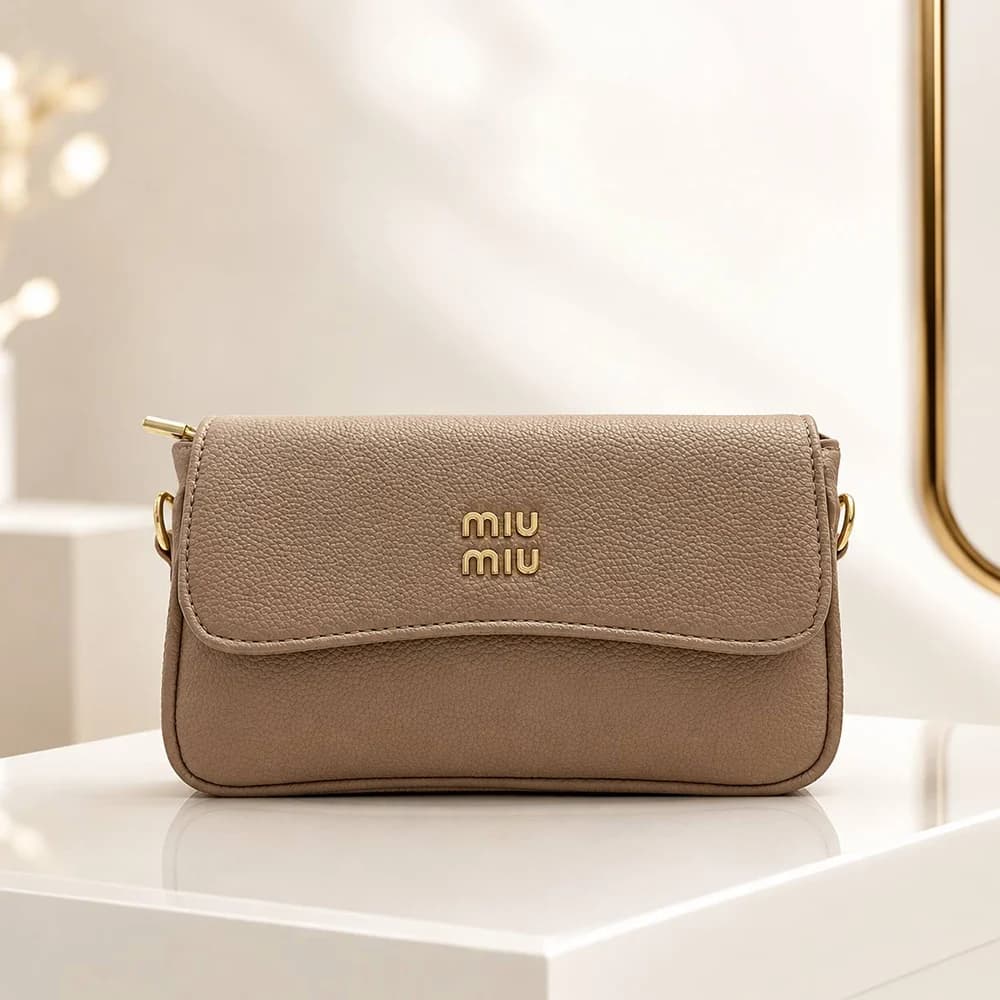 کیف دوشی زنانه MIU MIU مدل 5984 — تصویر ۴