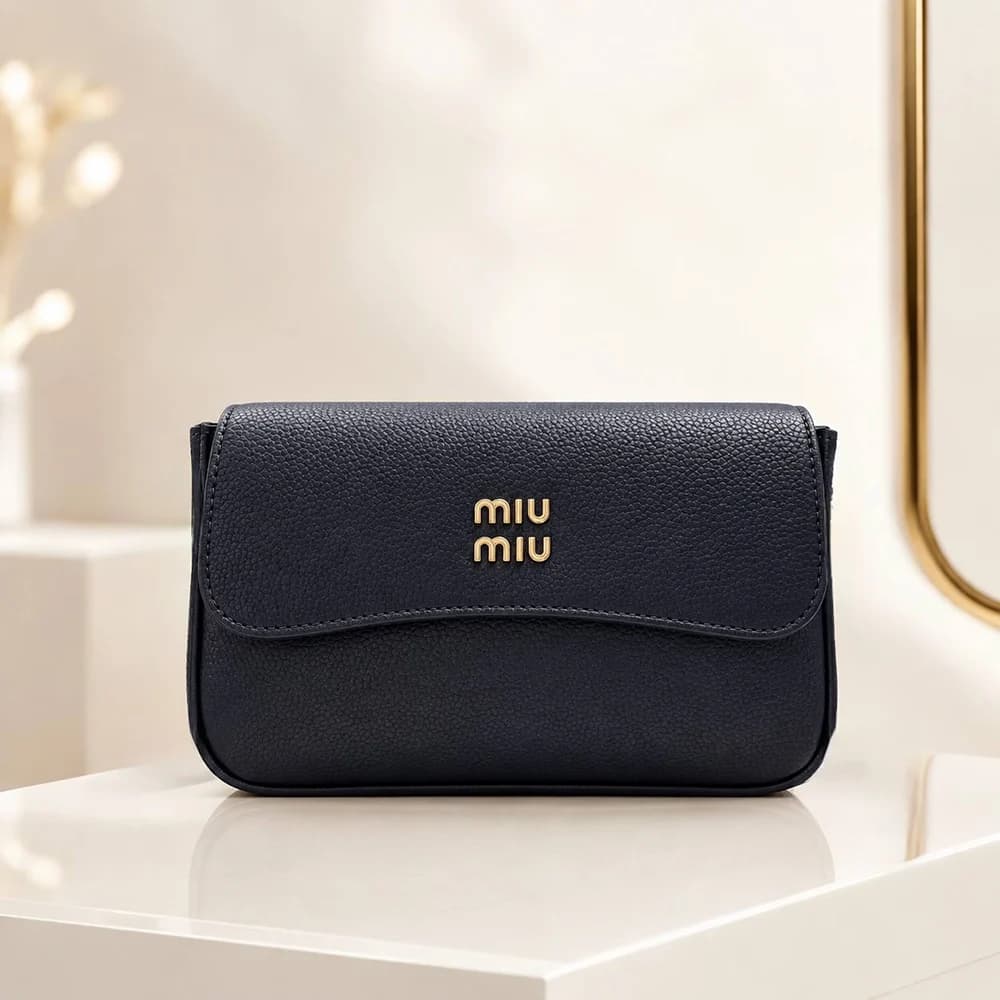 کیف دوشی زنانه MIU MIU مدل 5984 — تصویر ۵
