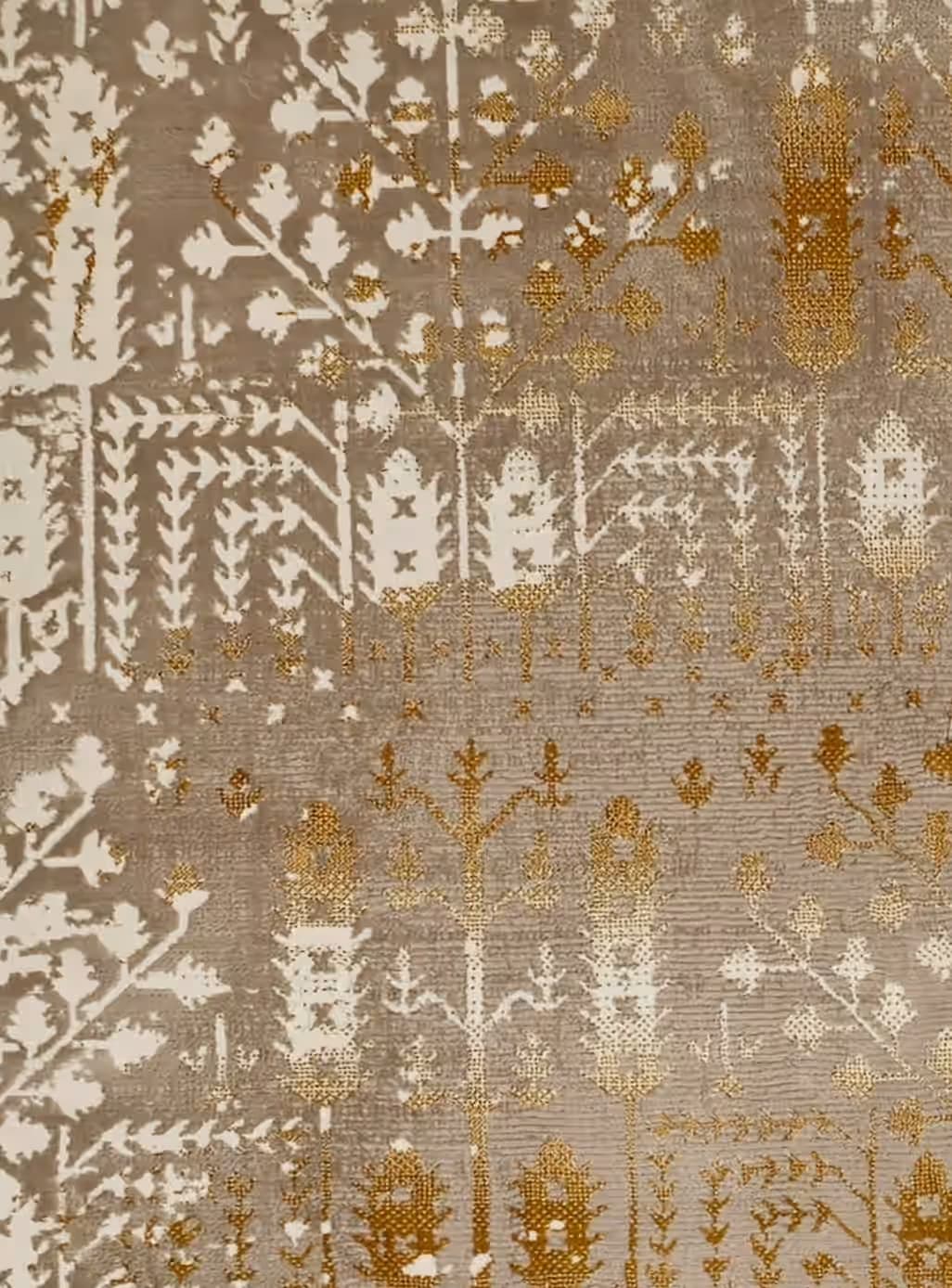 فرش کهنه نما طرح درختی رنگ کرم بژ کد 42084KB — تصویر ۳
