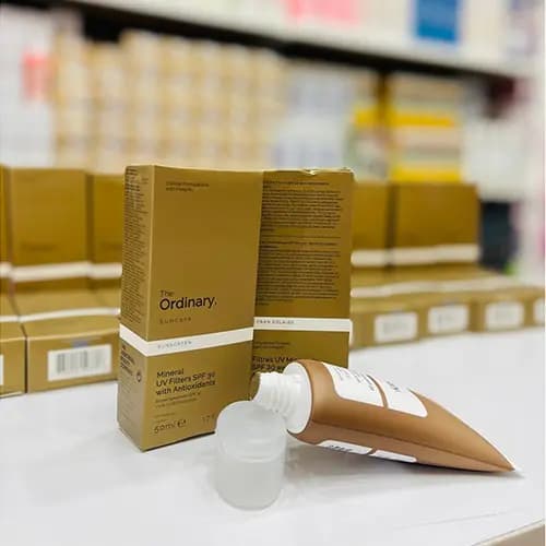 کرم ضد آفتاب مینرال حاوی آنتی اکسیدان SPF30 اوردینری 50ml — تصویر ۶