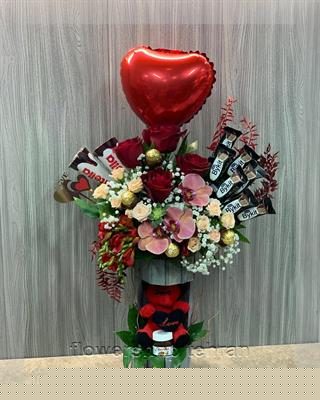 با دسته گل رز آبی عروس فضای خانه یا محل کار را زنده کن