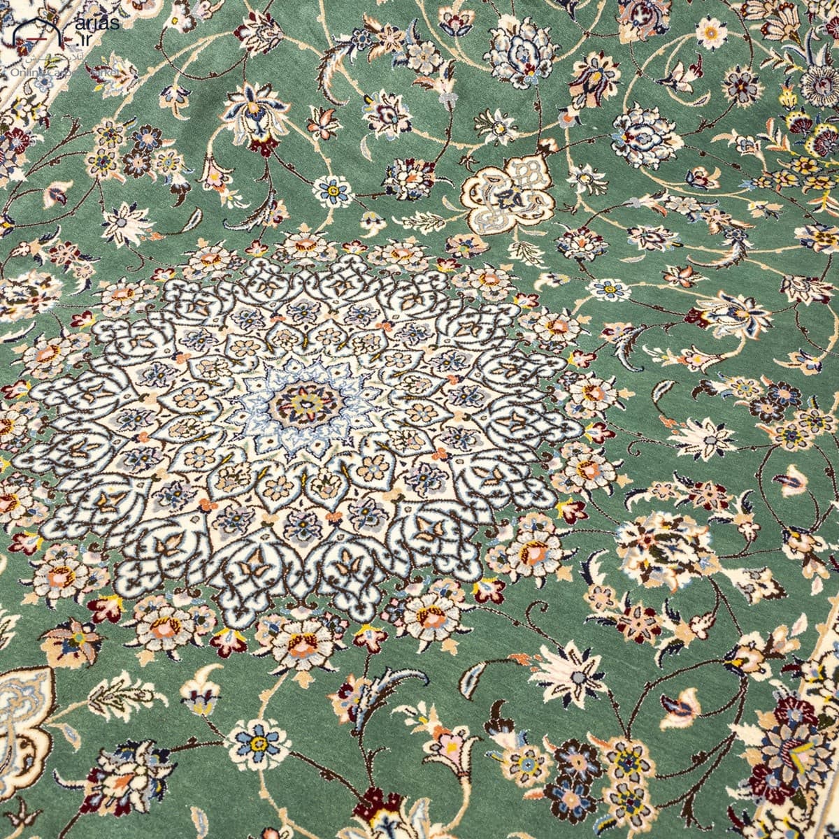 فرش دستباف شش متری زمینه سبز چله نخ گل ابریشم بافت نایین کد D05106N — تصویر ۷