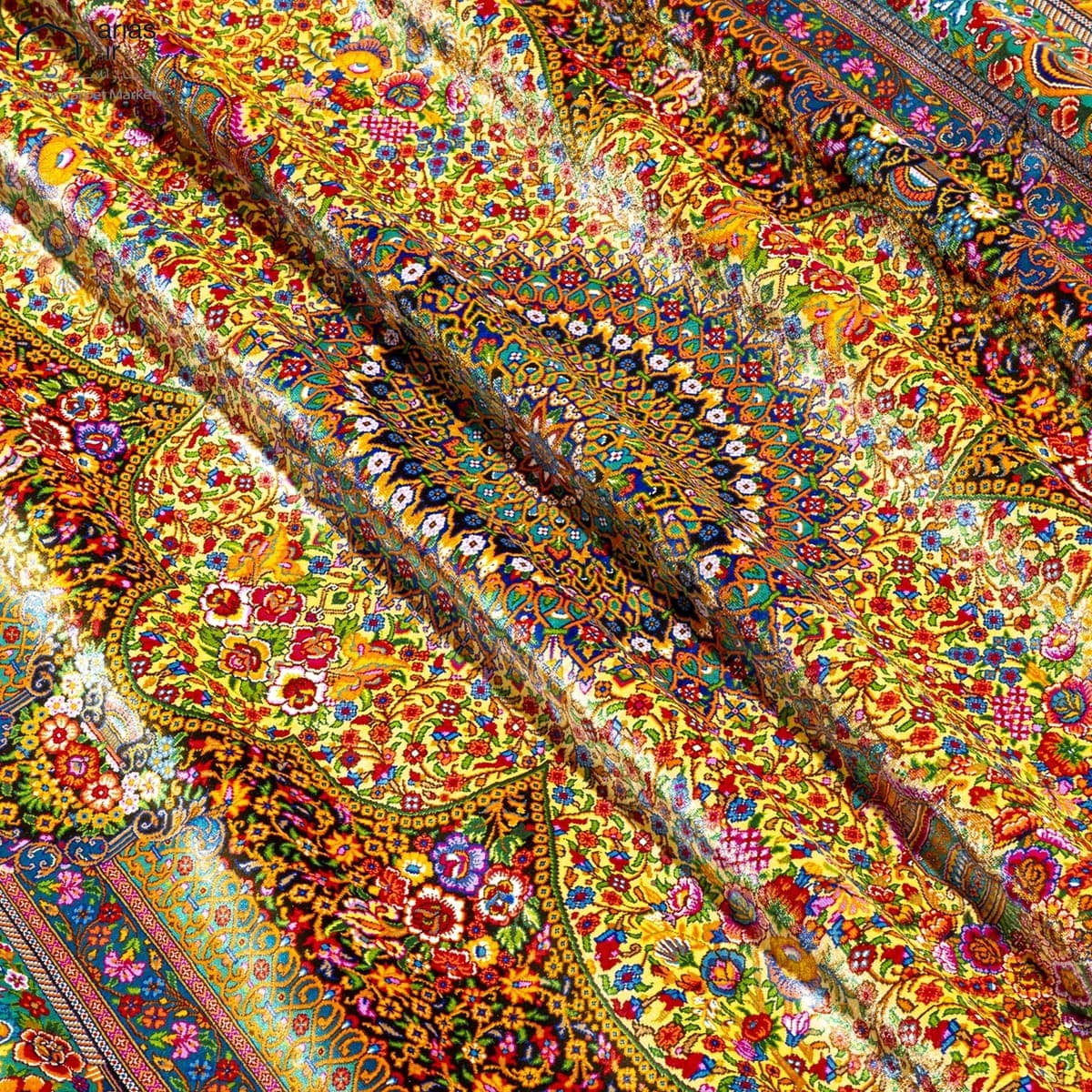 فرش دستباف سه متری تمام ابریشم لچک ترنج زمینه طلایی مارک عربلو بافت قم کد D03024G — تصویر ۸