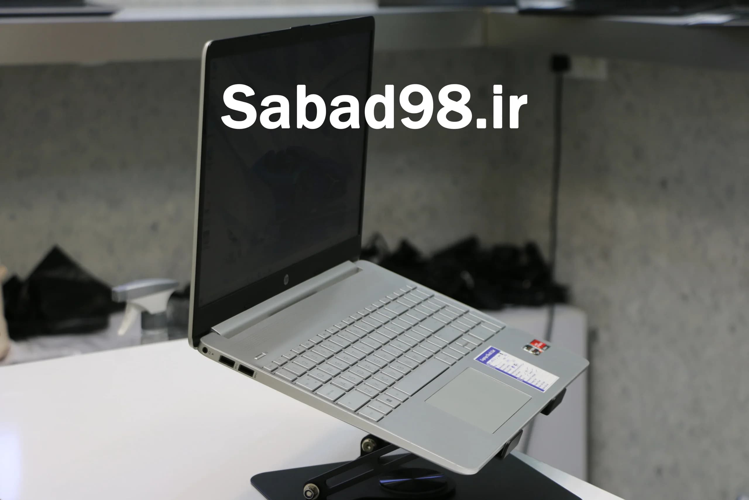 لپ تاپ HP 15s Ryzen 3 5300U | 8GB | SSD 256GB | AMD Radeon | 15.6 inch FHD — تصویر ۴