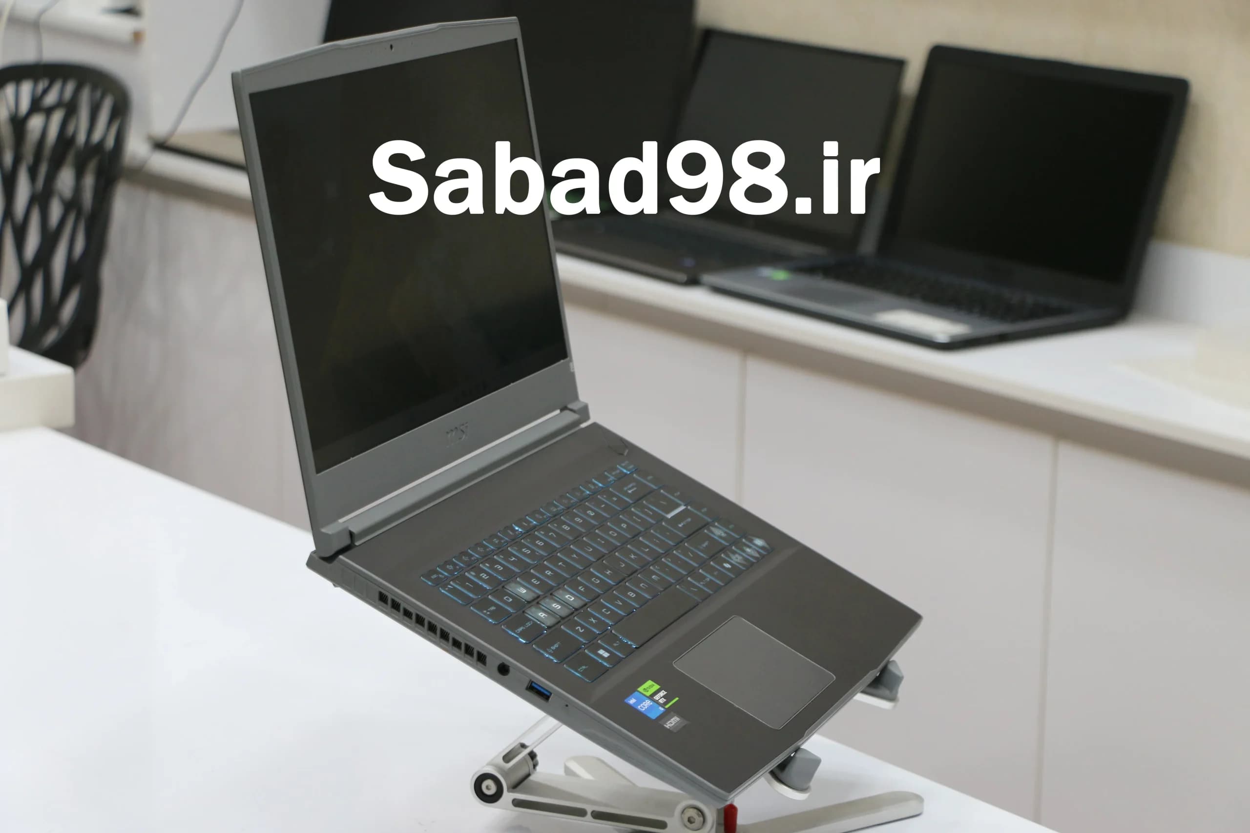 لپ تاپ MSI Thin 15 B13UC i5 13420H | 16GB | SSD 512GB | RTX 3050 4GB | 15.6 inch FHD 144Hz — تصویر ۴