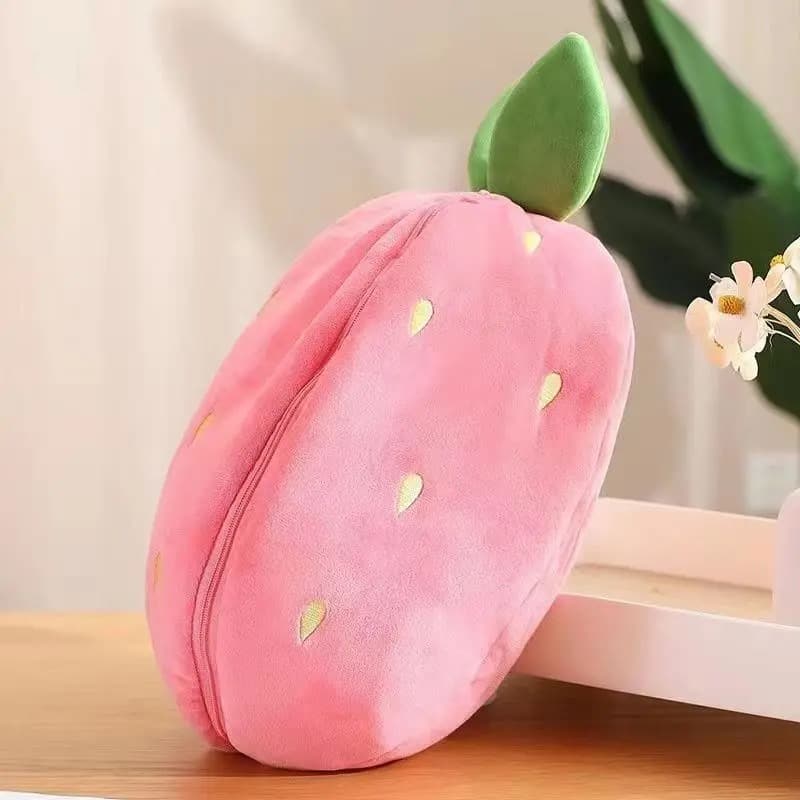 عروسک طرح خرگوش میوه ای مدل توت فرنگی کد JIMI110 ارتفاع 20 سانتی متر — تصویر ۳