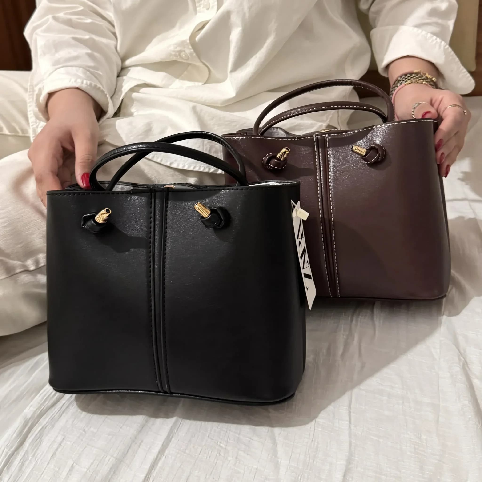 کیف پاسپورتی پروانه — تصویر ۴