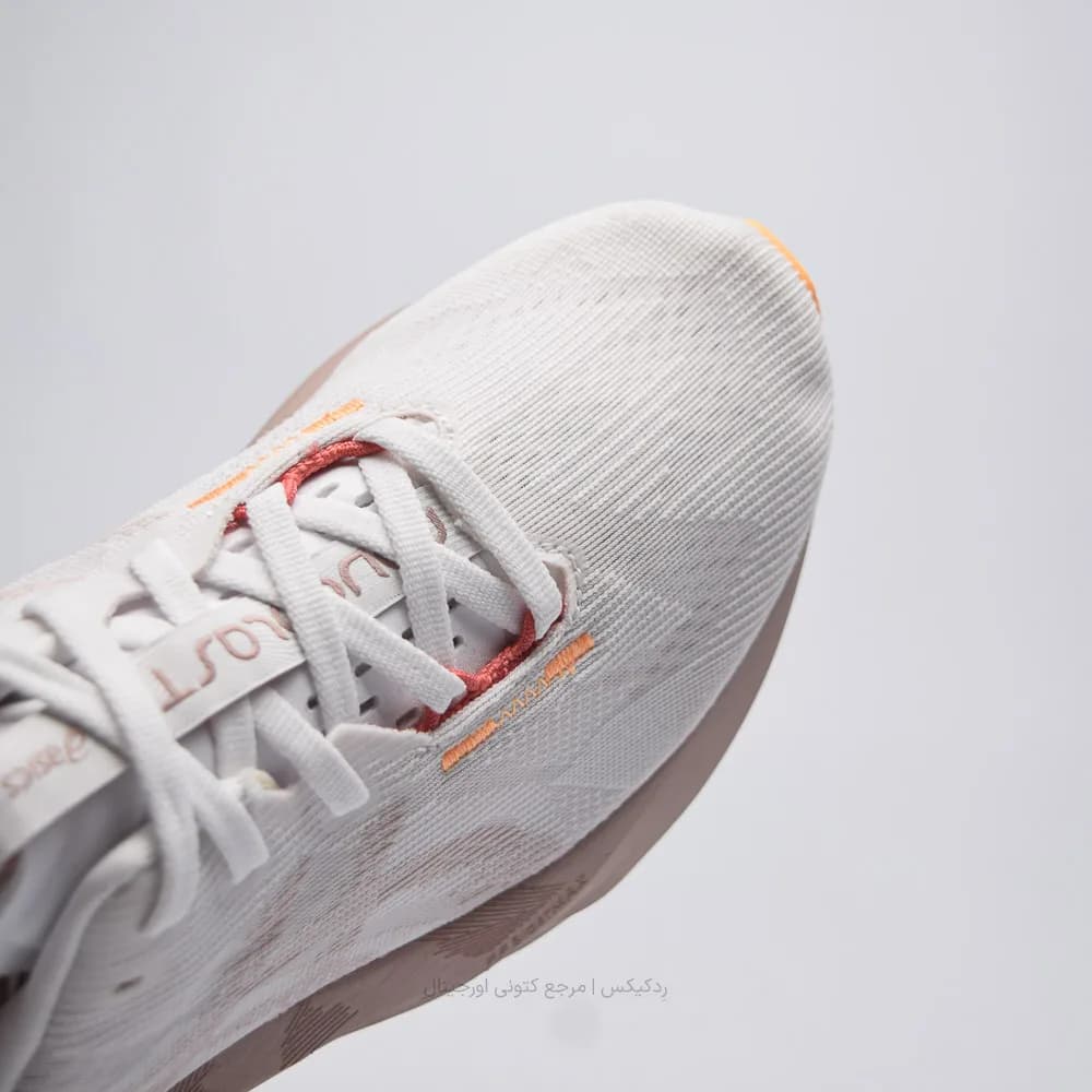کتونی Asics مدل Novablast 5 – 1012B765-102 — تصویر ۷