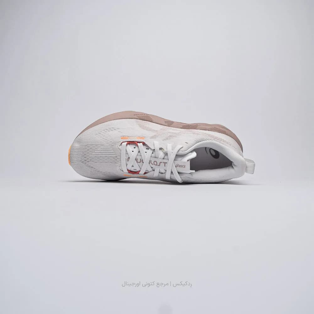 کتونی Asics مدل Novablast 5 – 1012B765-102 — تصویر ۴