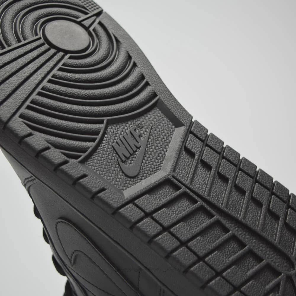 کتونی Nike مدل Air Jordan 1 Mid – 554724-093 — تصویر ۳