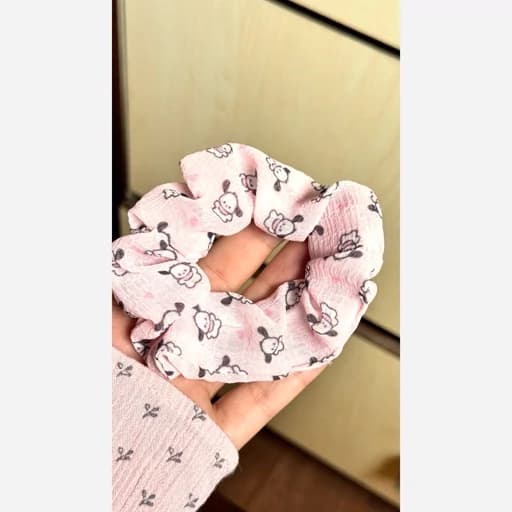 کش مو اسکرانچی به ضمانت محکم بودن ساتن توری طرح پوچاکو کیوت فانتزی گیره مو دخترانه ضد موخوره و ریزش مو و اکسسوری زنانه — تصویر ۲