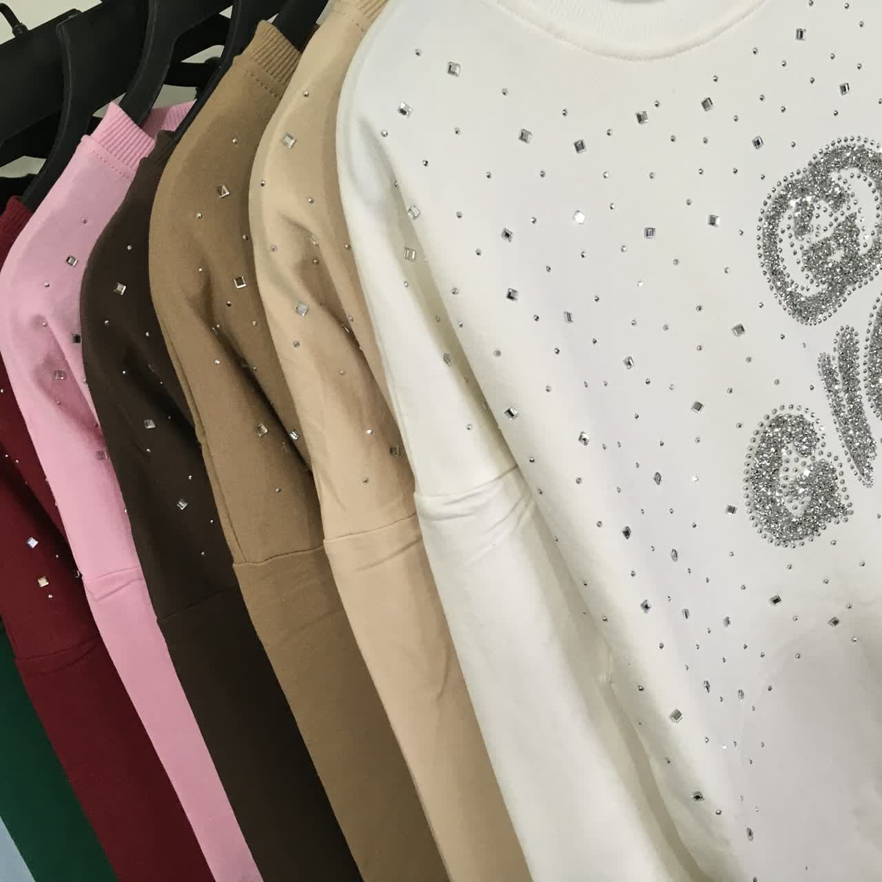 بلوز دورس نگین دار طرح GUCCI — تصویر ۵