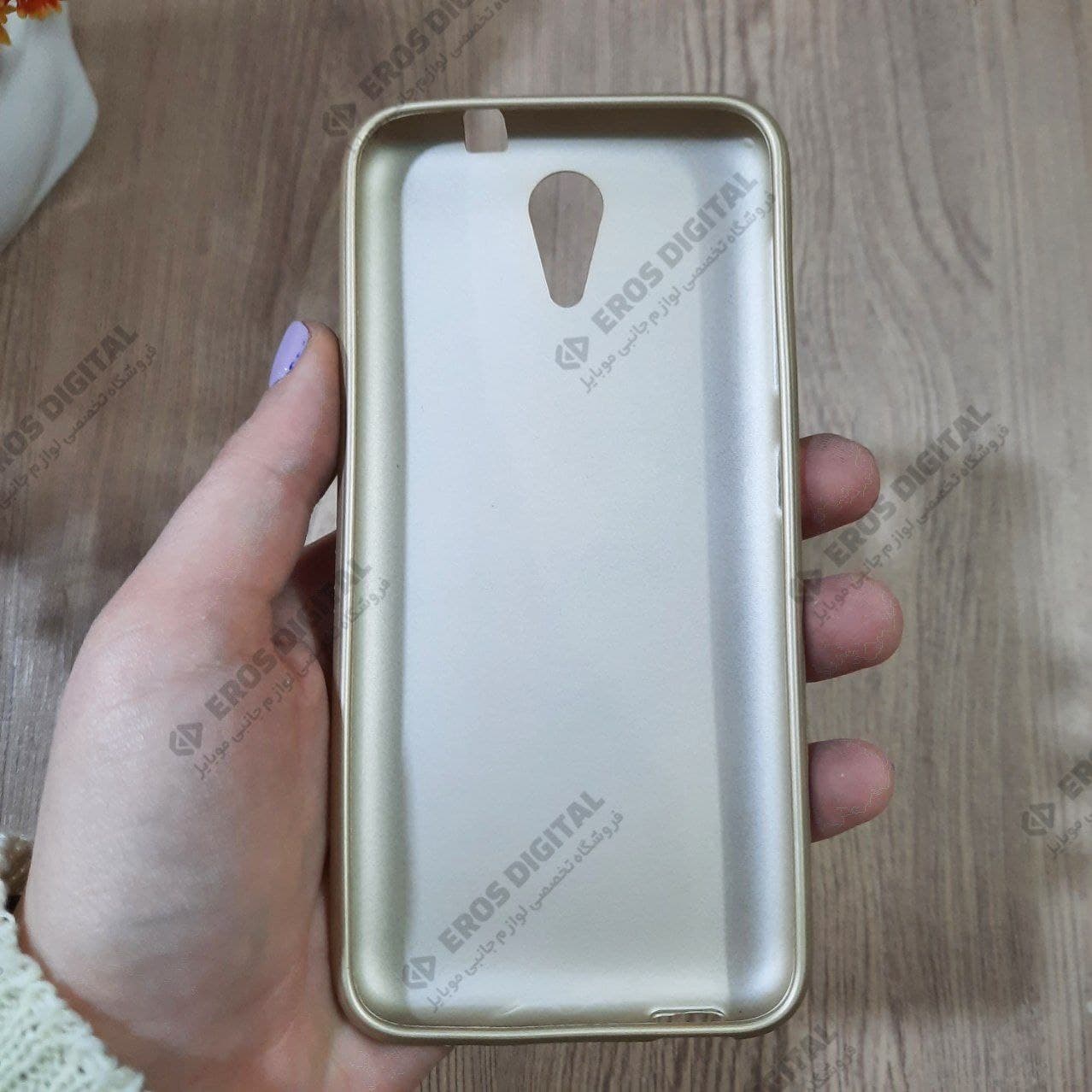 قاب گوشی HTC Desire 620 ژله ای Motomo — تصویر ۲