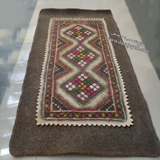 زیرانداز سنتی نمدی کد 1064 — تصویر ۴