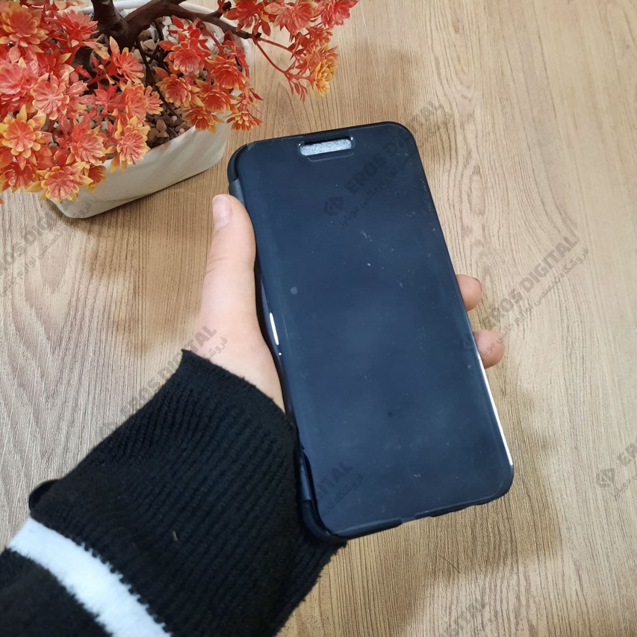 قاب کلاسوری گوشی Samsung Galaxy J6 Plus مدل Clear View Standing