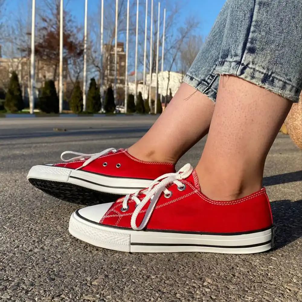 کتونی آل استار ساق کوتاه قرمز — تصویر ۳