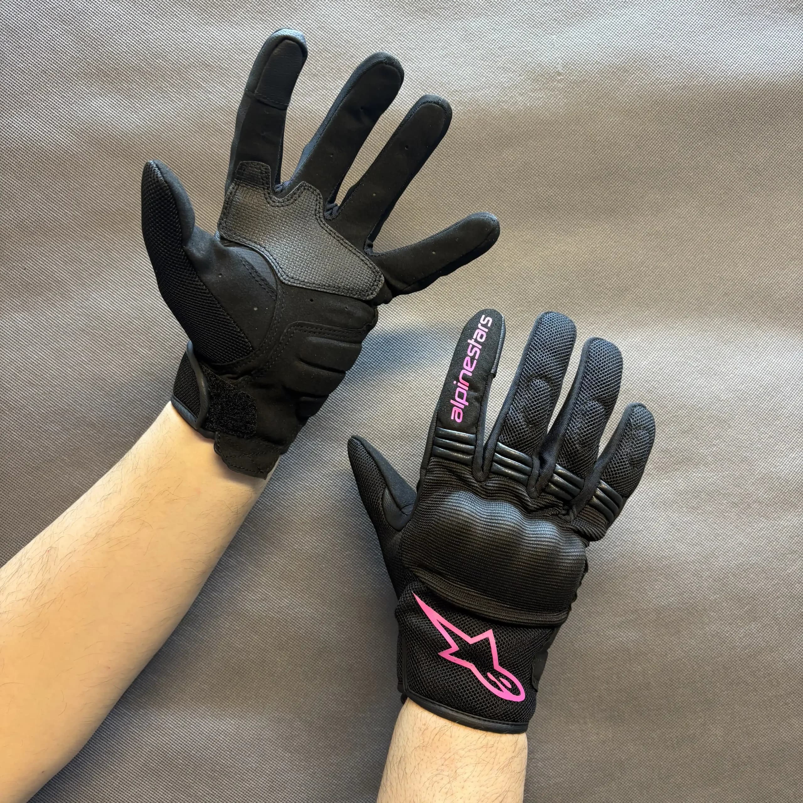 دستکش موتور Alpinestars Copper | دستکش شهری سبک و برزنتی صورتی — تصویر ۳