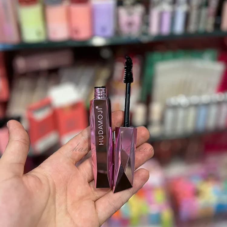 ریمل الماسی هدا موجی Hudamoji لیفت‌کننده مژه — تصویر ۳