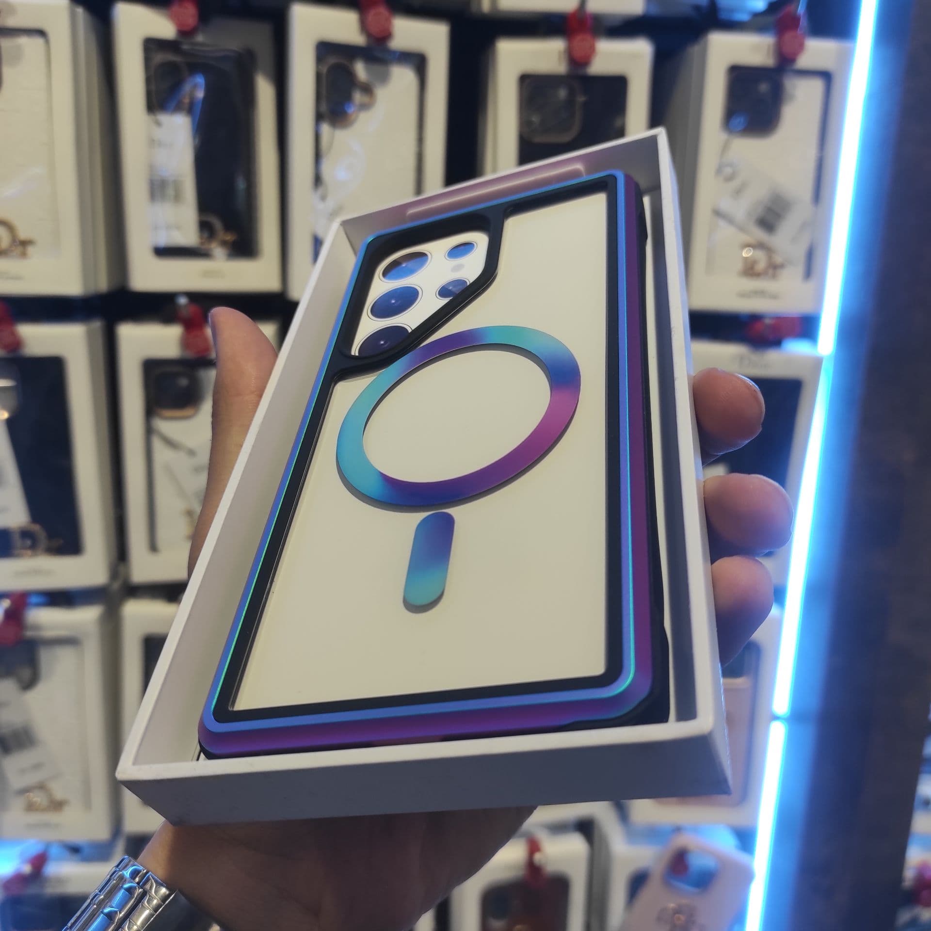 قاب viva مدل مگ آرس مناسب گوشی موبایل سامسونگ S25 Ultra — تصویر ۴