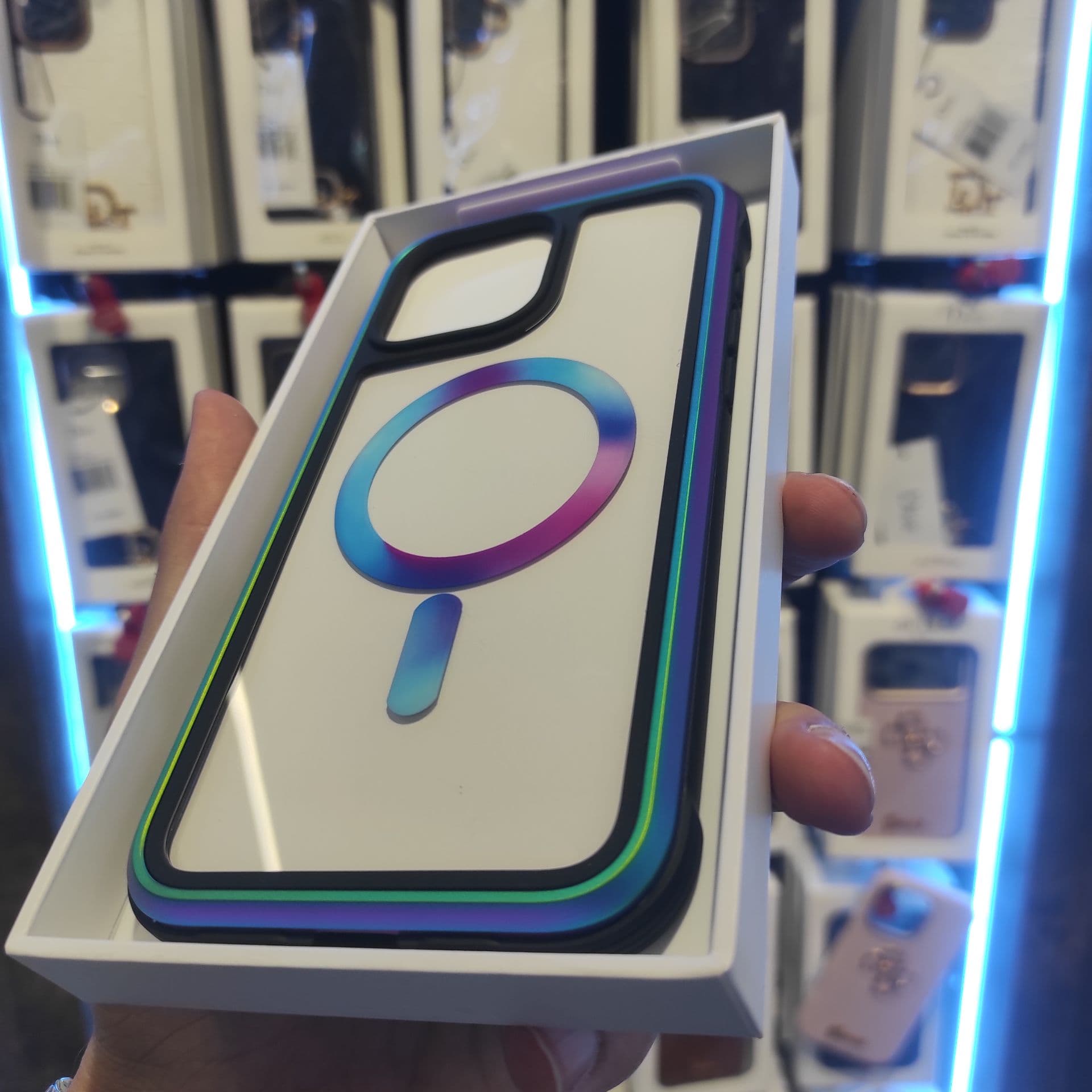 قاب viva مدل مگ آرس مناسب گوشی موبایل آیفون 16Promax — تصویر ۳
