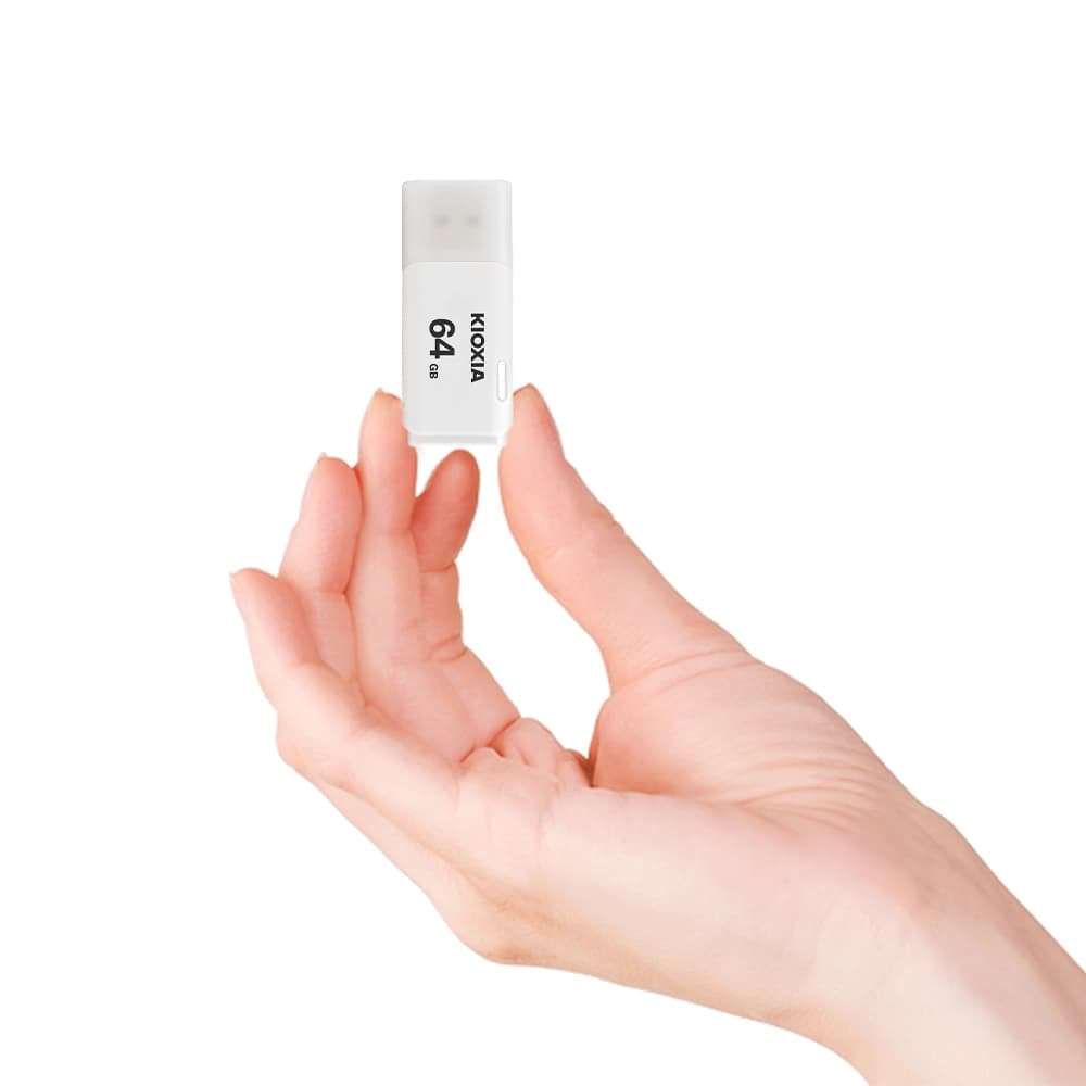 فلش مموری کیوکسا مدل TransMemory U202 64GB — تصویر ۳