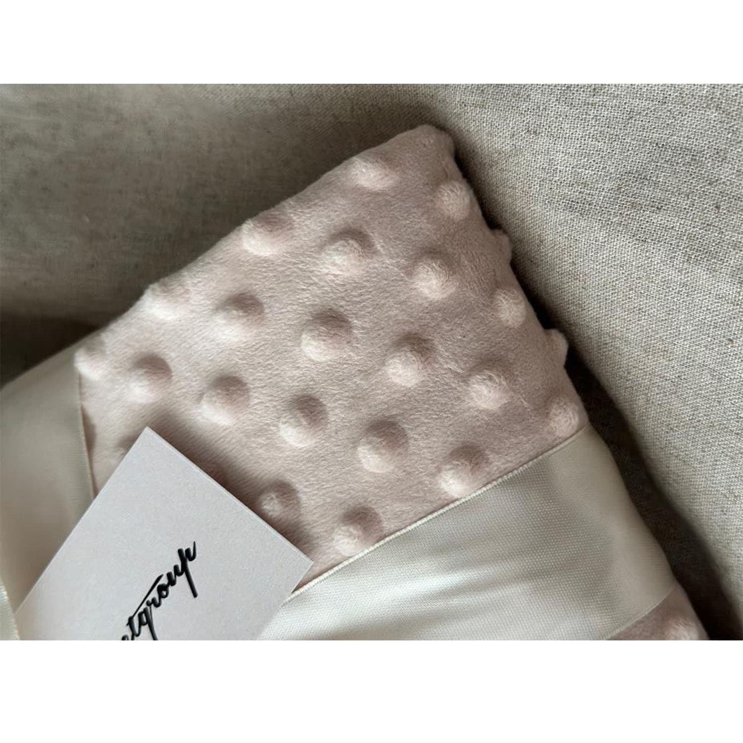 پتو سگ و گربه می پت مخمل سایز 90*80 مدل Ultra Soft — تصویر ۳