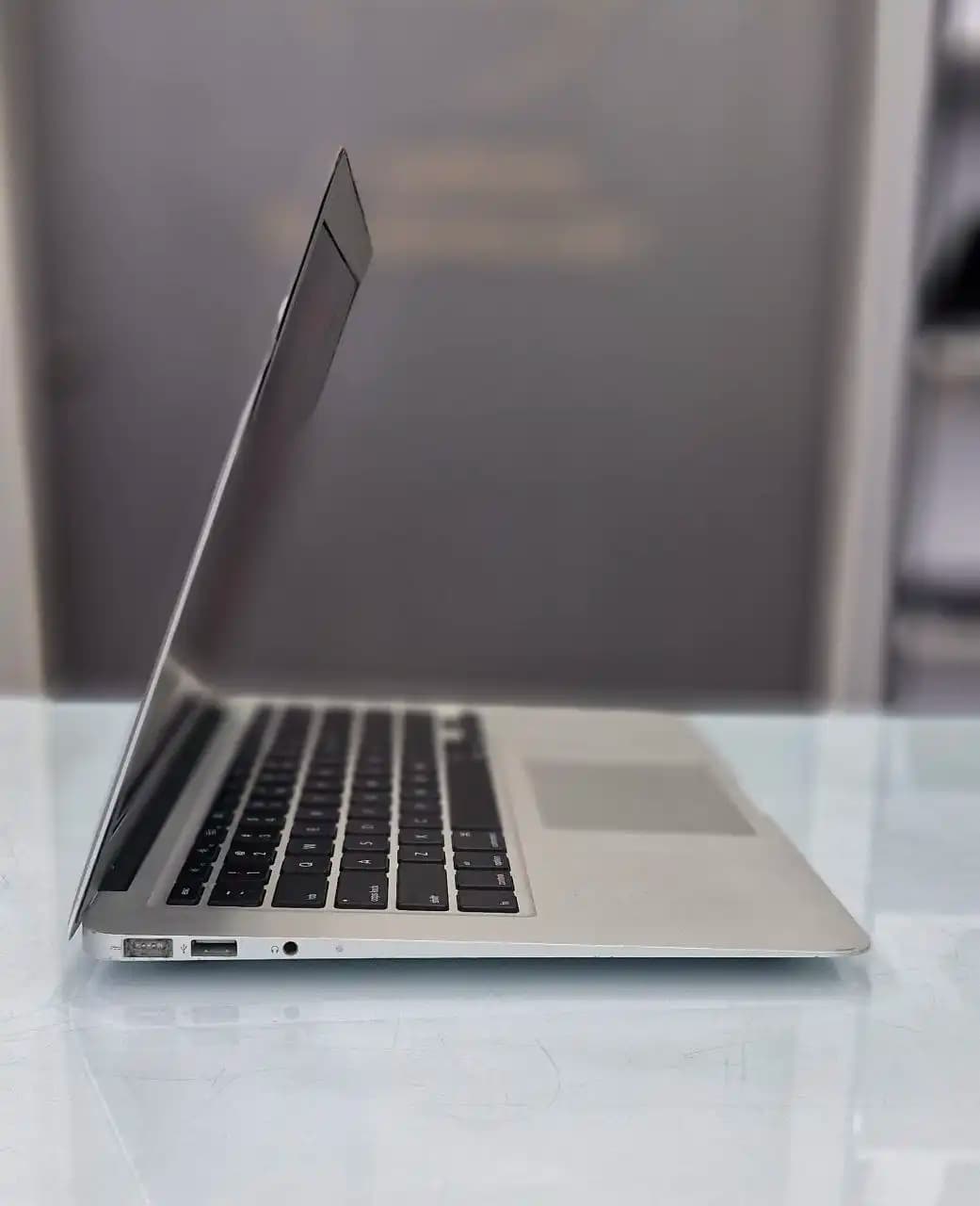 لپ تاپ استوک اپل مک بوک ایر مدل APPLE MacBook Air 4.2 A1369 — تصویر ۲