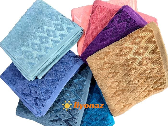حوله دستی ماندگار سایز 90×50 طرح سالامون