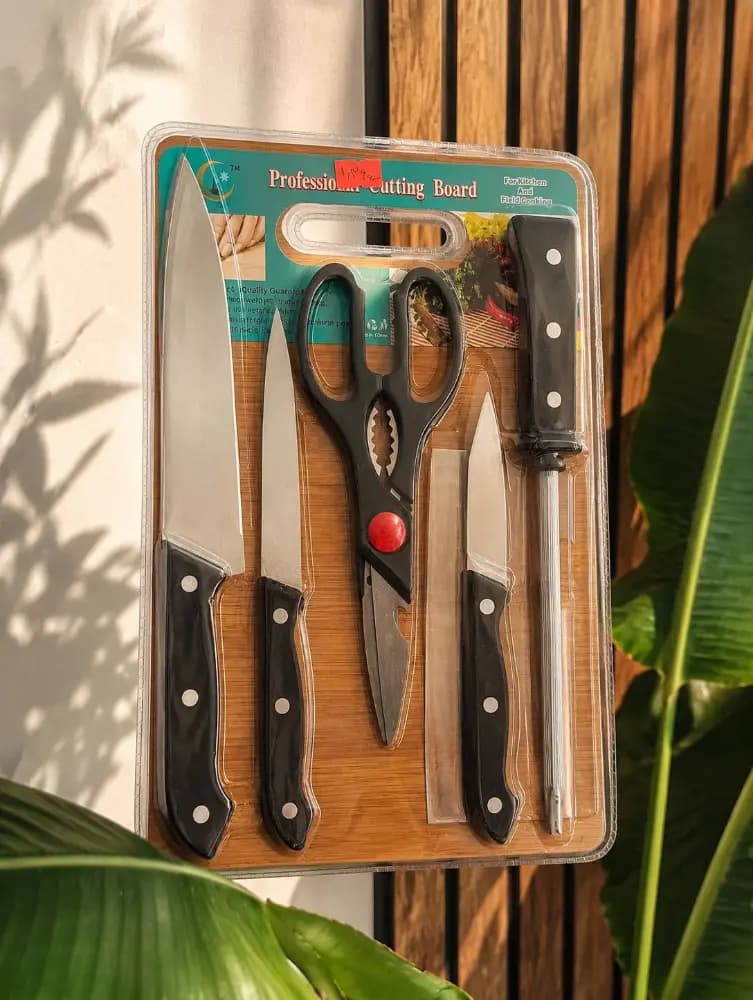 ست چاقو به همراه تخته گوشت