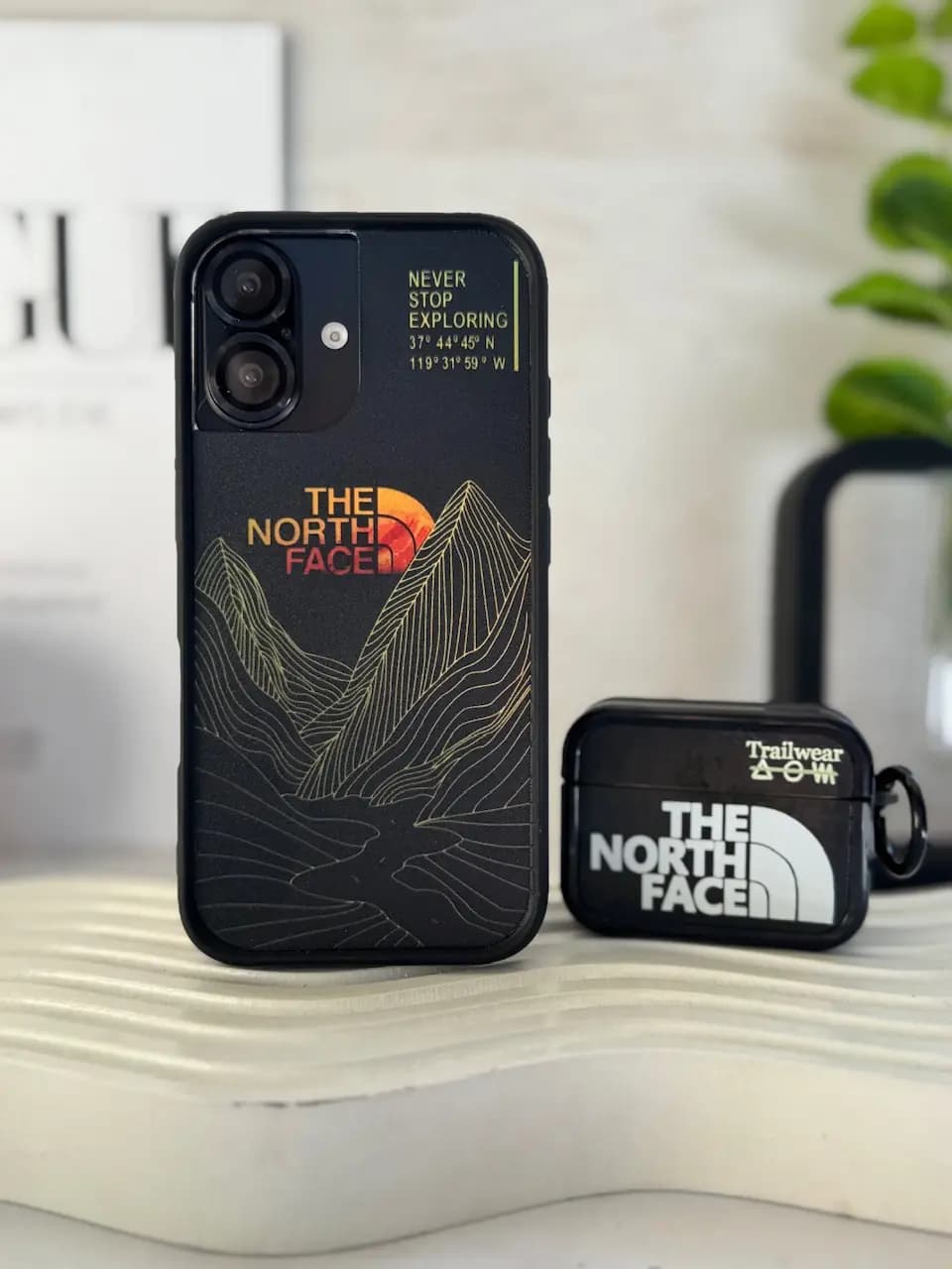 قاب North Face گلدن ادیشن (کدC1964)