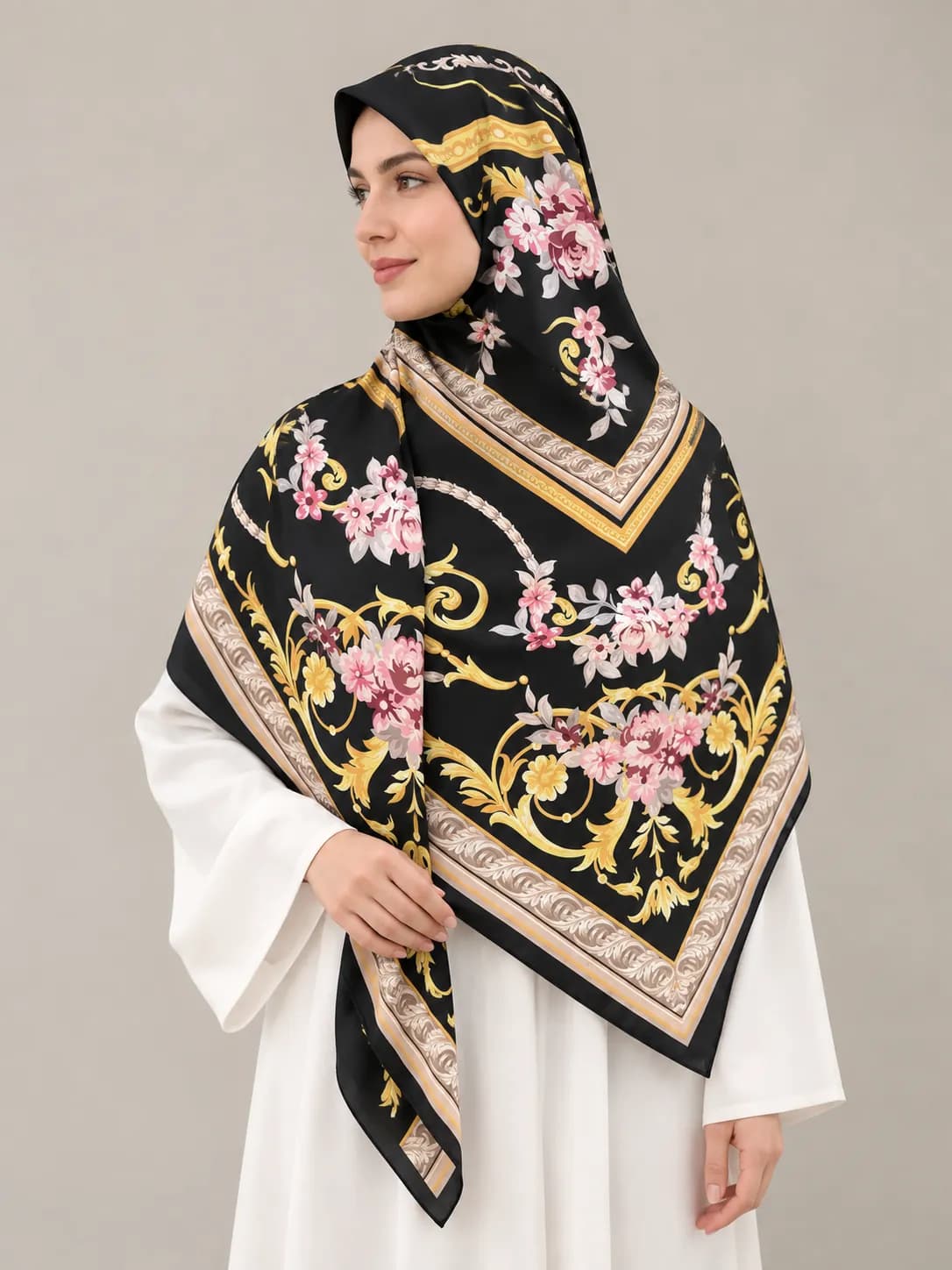 روسری ابریشم ساتن گل آرا
