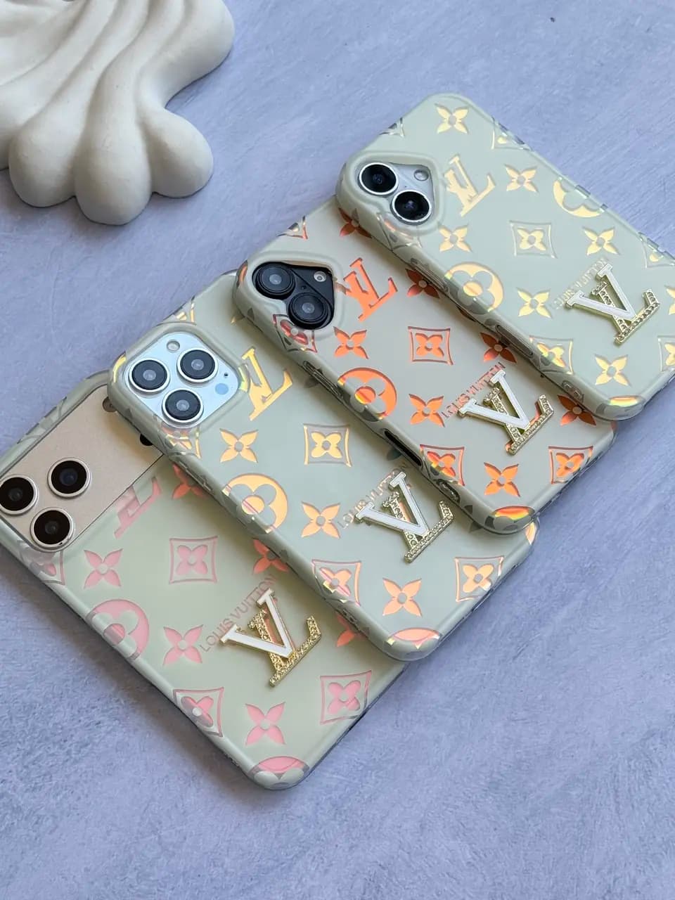 قاب Louis Vuitton هولوگرامی آیفون (کدC2221) — تصویر ۸
