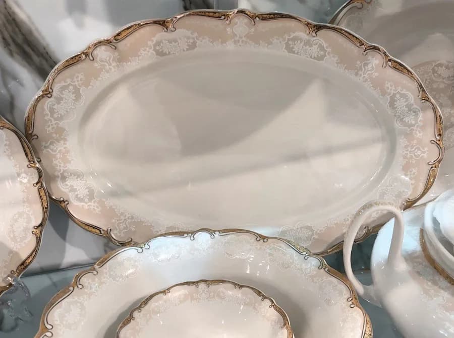 سرویس چینی پردیس طرح مارتا رزگلد 6 نفره 30 پارچه قالب ایزابل — تصویر ۴