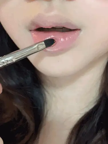 لیپ گلاس آبرسان شیگلم مدل Crystal Glaze رنگ Candy Lane — تصویر ۲