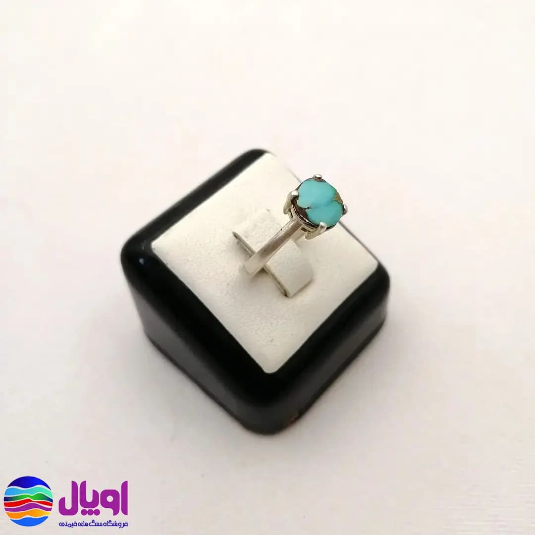 انگشتر نقره دخترانه با نگین فیروزه بیضی 0.25 گرم