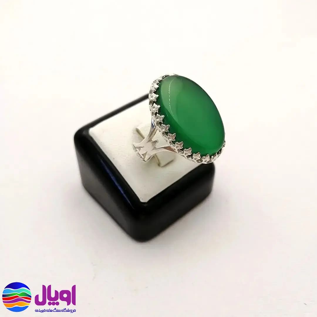 انگشتر نقره مردانه با نگین عقیق بیضی 3.4 گرم