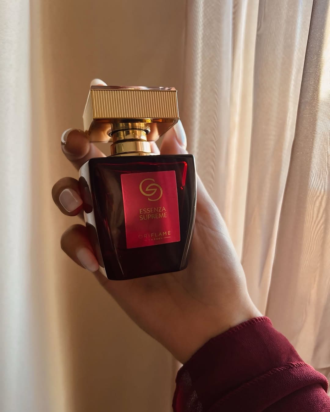 عطر زنانه جوردانی گلد اسنزا سوپریم