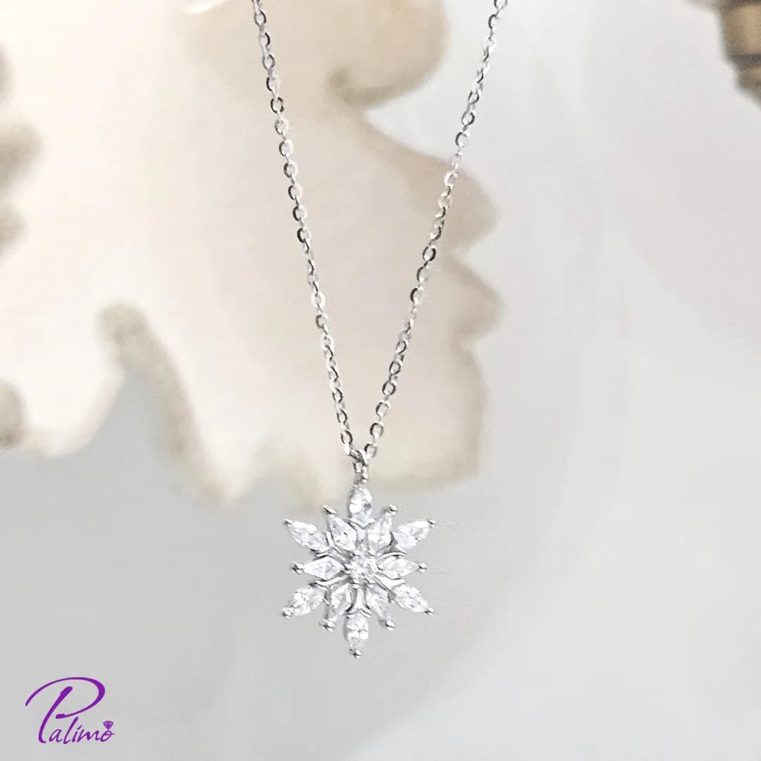 گردنبند نقره دانه برف کد N2149 با روکش طلای سفید — تصویر ۴
