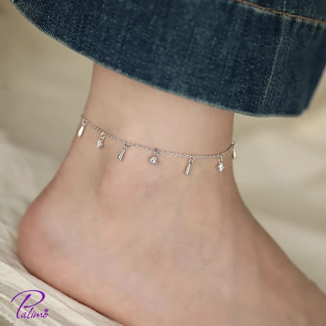 پابند نقره آویز‌دار و نگین‌دار B2227 با روکش طلای سفید — تصویر ۲