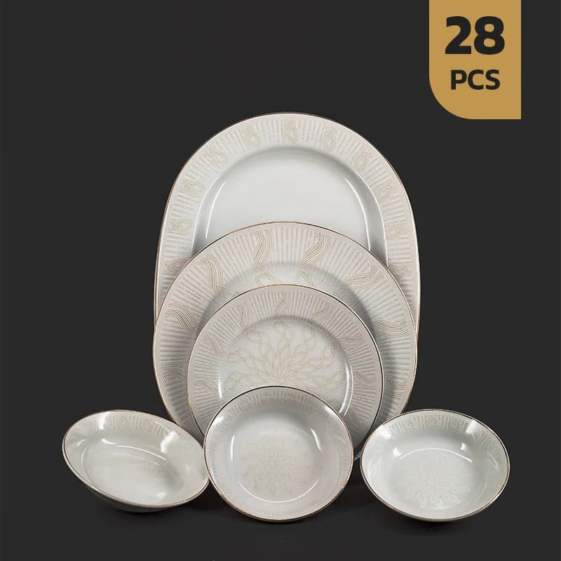 سرویس 28 پارچه چینی طرح آکامانا لوستر طلا