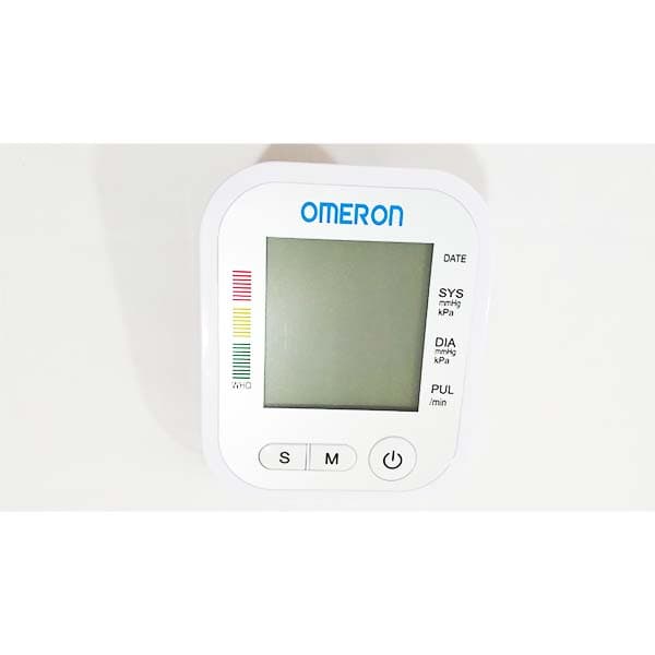 فشارسنج بازویی برند omeron مدل N-7 برق و باتری — تصویر ۴