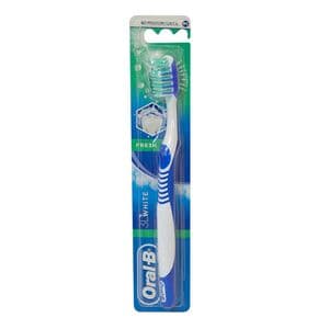 مسواک اورال-بی مدل 3D White کد FC212 با برس متوسط — تصویر ۲
