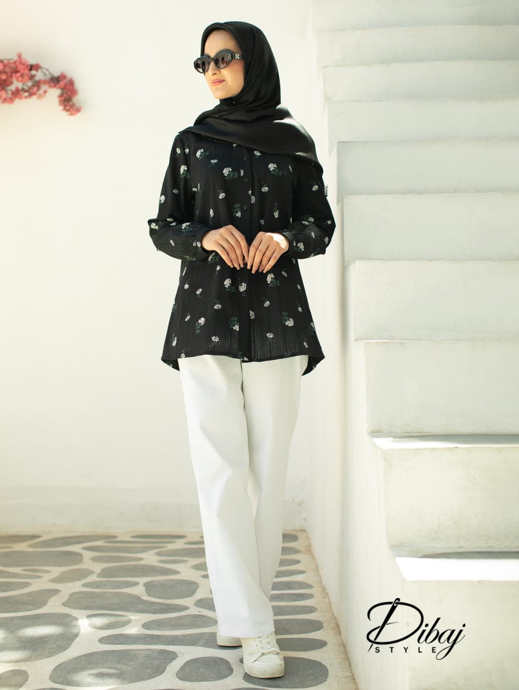 تونیک مشکی گل گچی (مدل ماه گل) — تصویر ۲