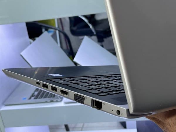 لپ تاپ 17 اینچی اچ پی مدل Probook 450 G5 I5-7200 8GB 256SSD — تصویر ۳
