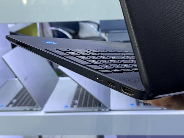 لپ تاپ 15.6 اینچی اچ پی مدل HP 15s-fq I3-1215 8GB 256SSD — تصویر ۳