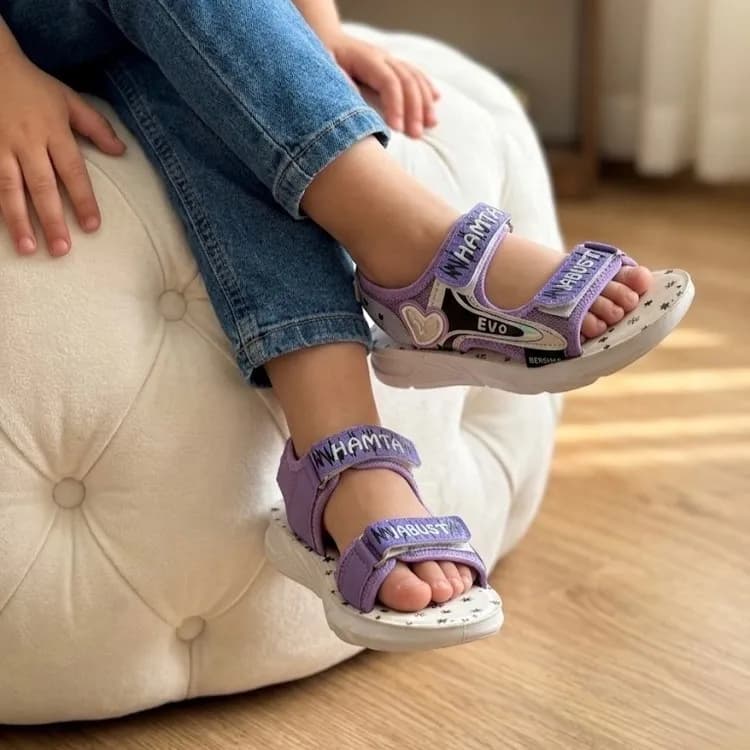 صندل پانیذ (31-35) بچگانهM720 — تصویر ۳