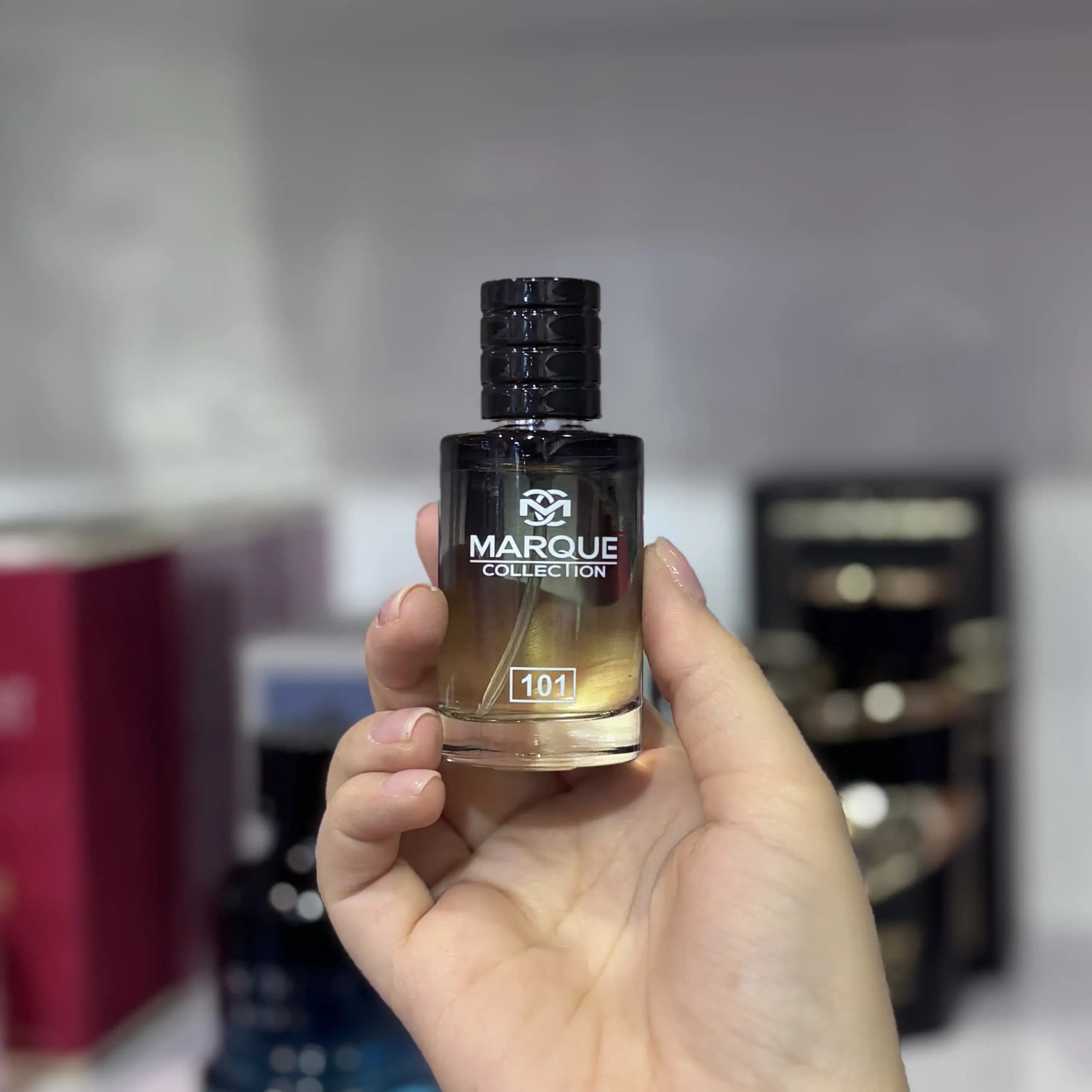 ادکلن 25 میل مردانه ساواج دیور – Dior Sauvage – مارکویی – کد 101