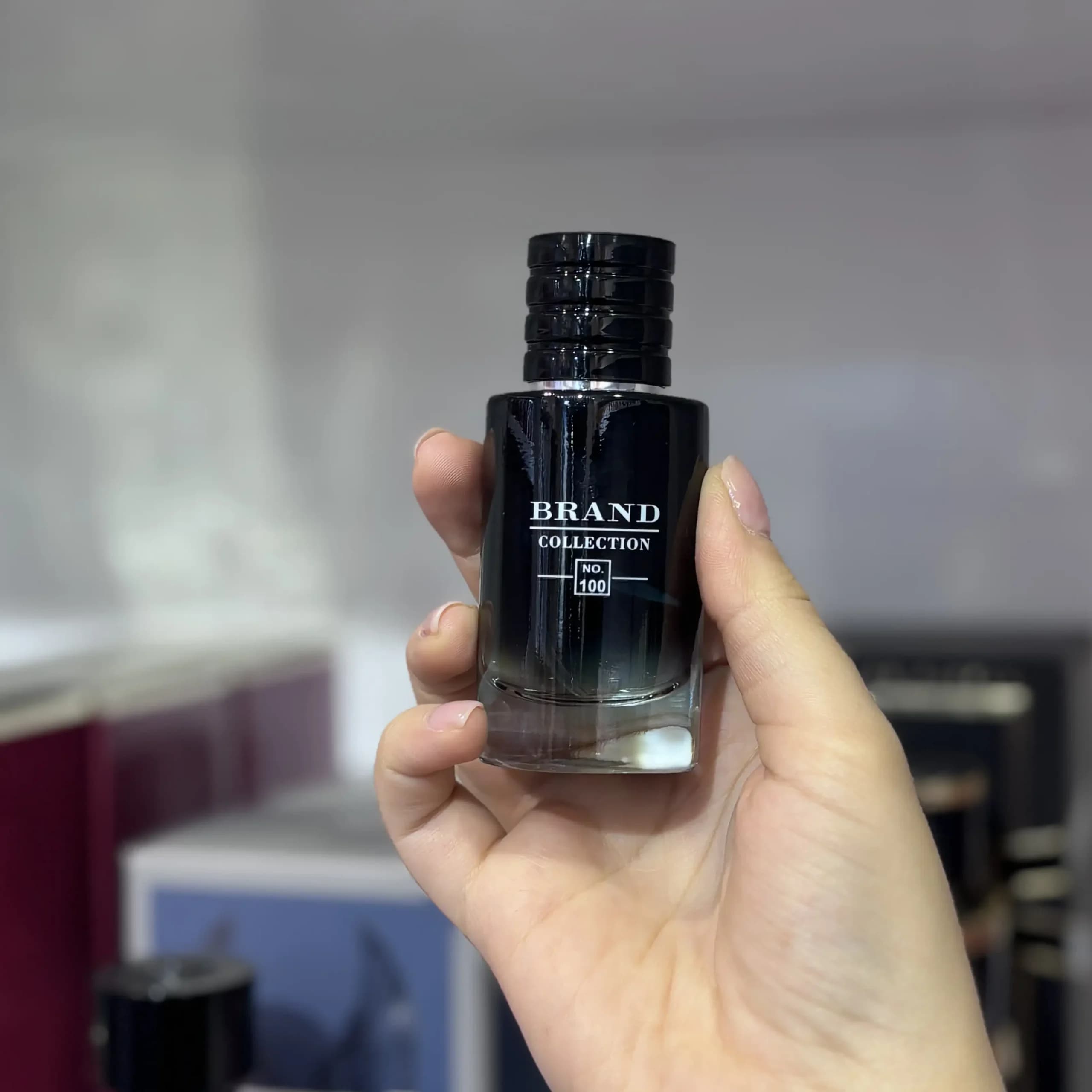 ادکلن 25 میل مردانه دیور ساواج – Dior Sauvage – کد 100 برند کالکشن