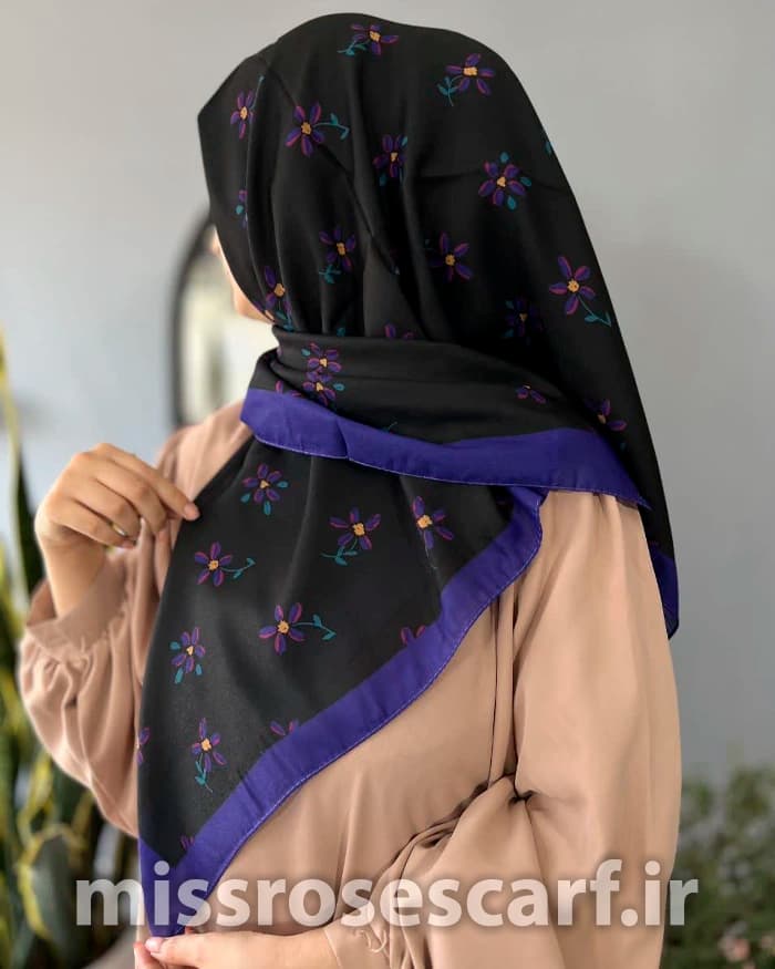 روسری قواره 100 کد 37 — تصویر ۲