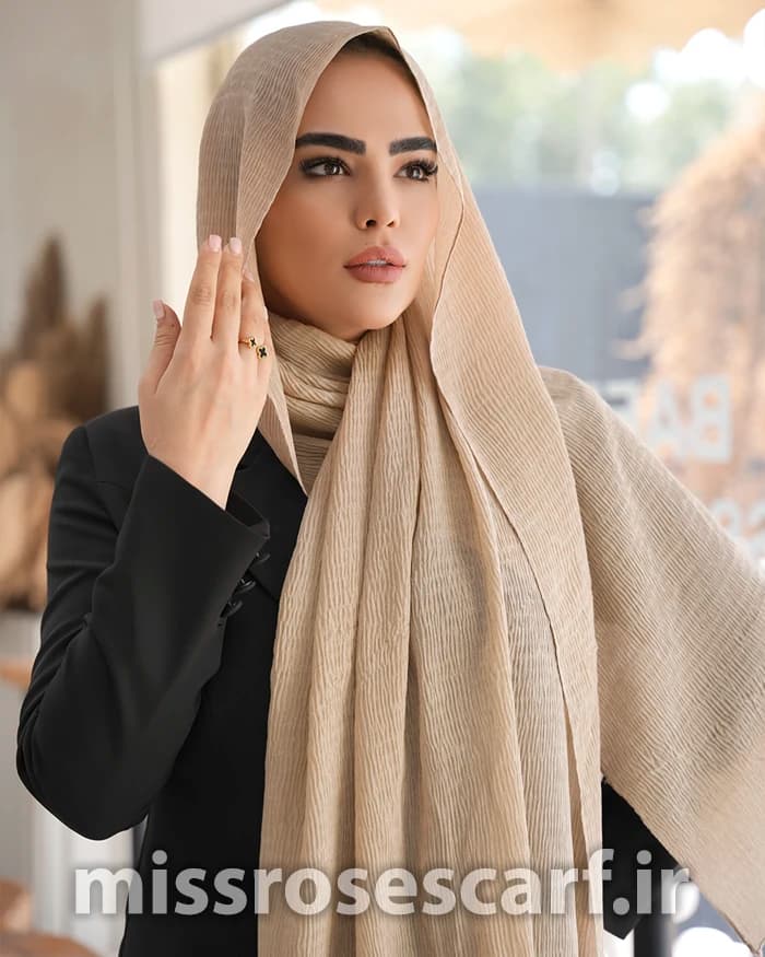 شال پلیسه کرم کد 25